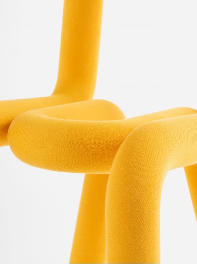 Chaise Bold jaune - Moustache, design Big-Game